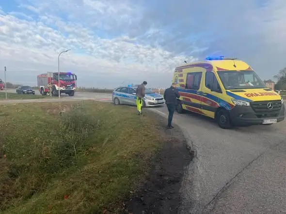 Wypadek na DW 231 w Smętówku – jedna osoba poszkodowana